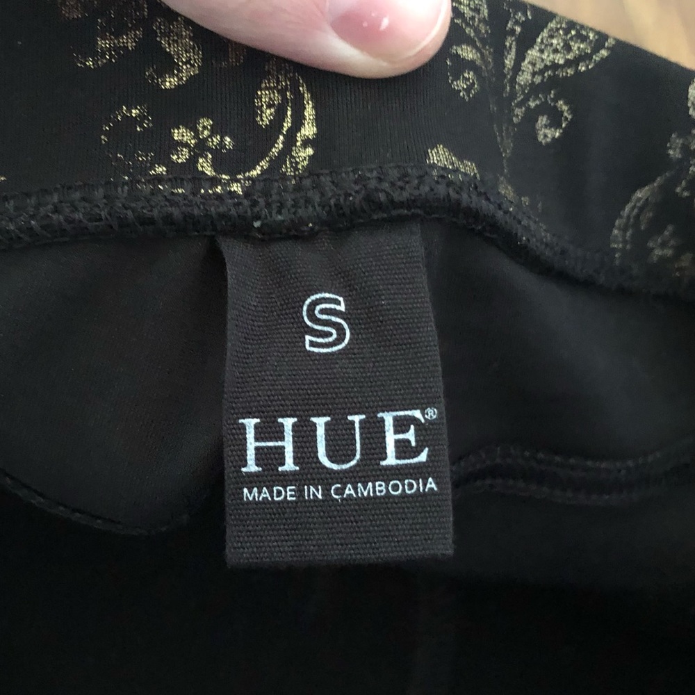 HUE Legging with Gold Appliqué - Size S - Picture 6 of 7